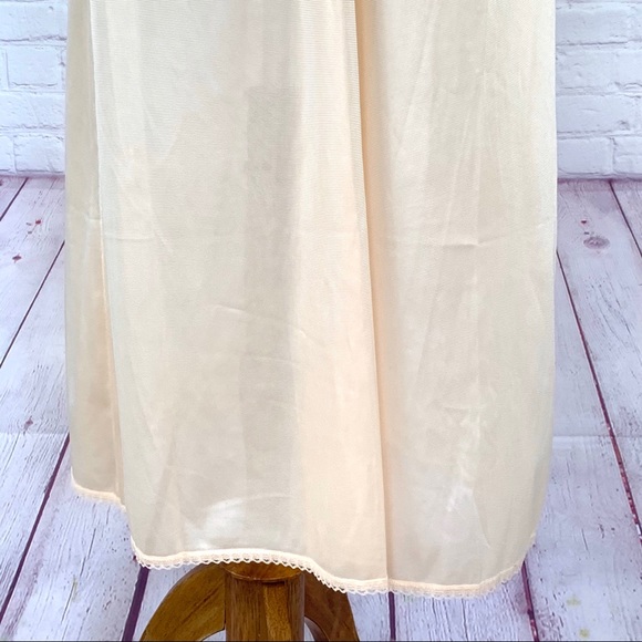 Vintage Full Slip Deadstock NWT Beige Size 42 - Picture 4 of 10